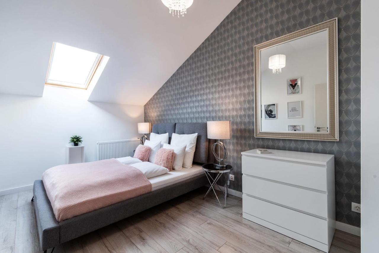 Apartament Quiet Very & Stylish *