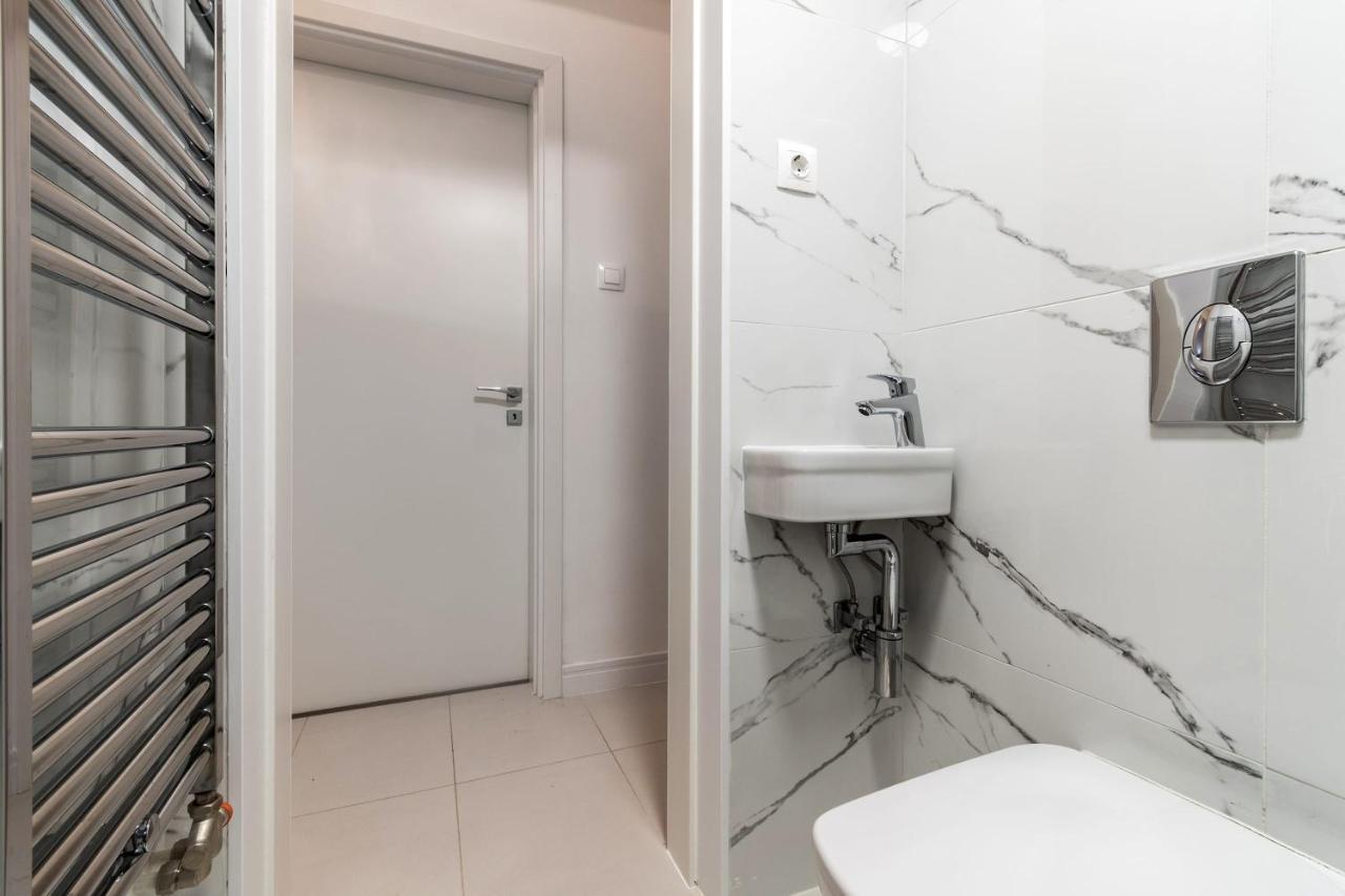 Apartament Quiet Very & Stylish *